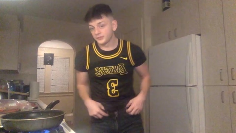 sexylax69  30-11-2022